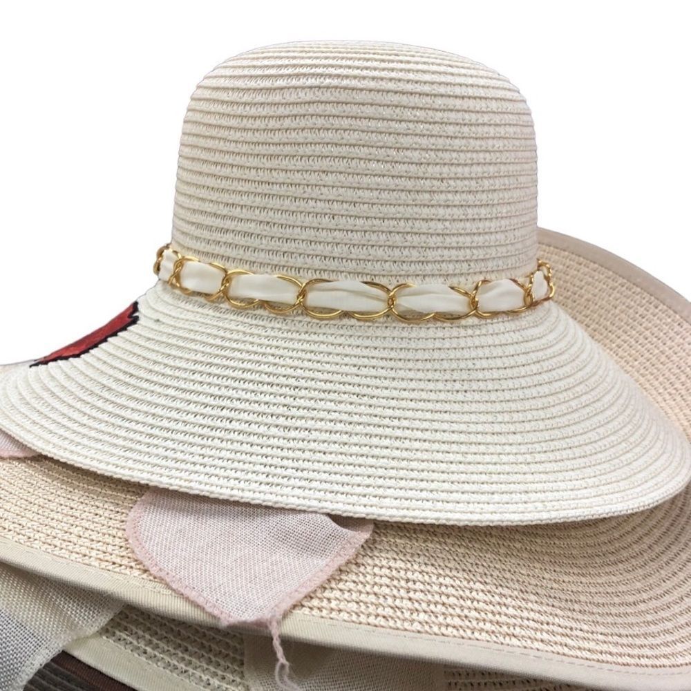 SOLD OUT ‼️Ladies floppy sun hat OS in many styles
